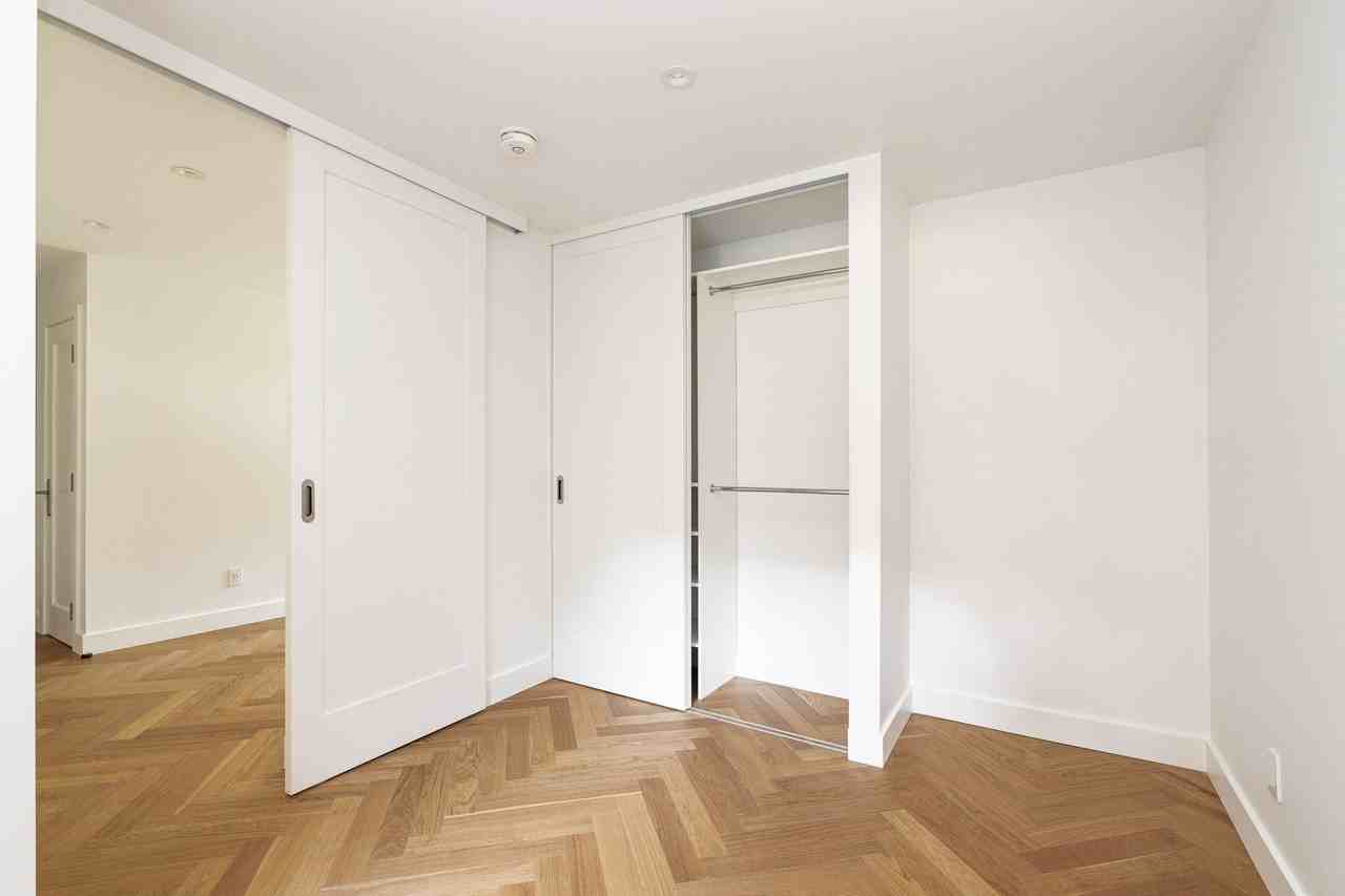1510 Bathurst Street - Photo 7 of 10