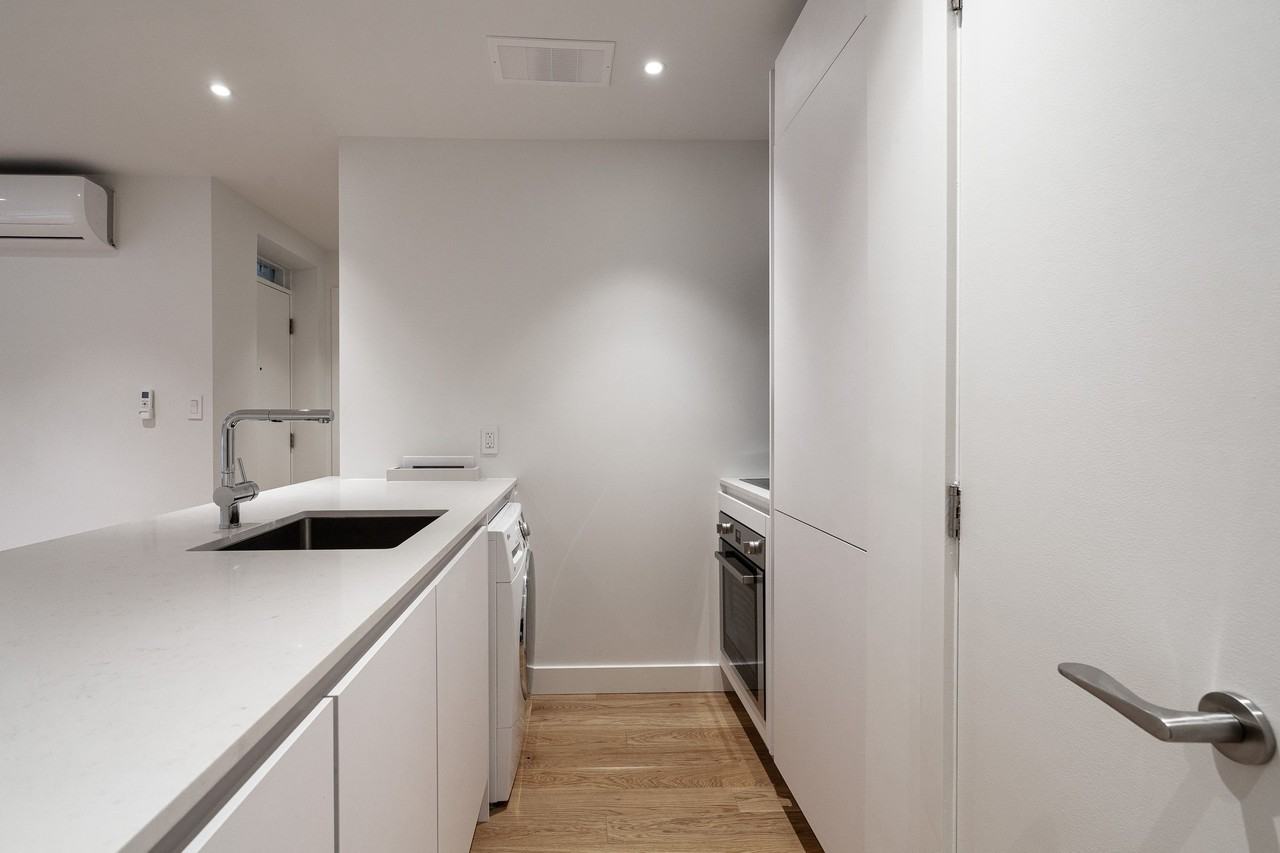 109 Indian Road - Photo 2 of 11