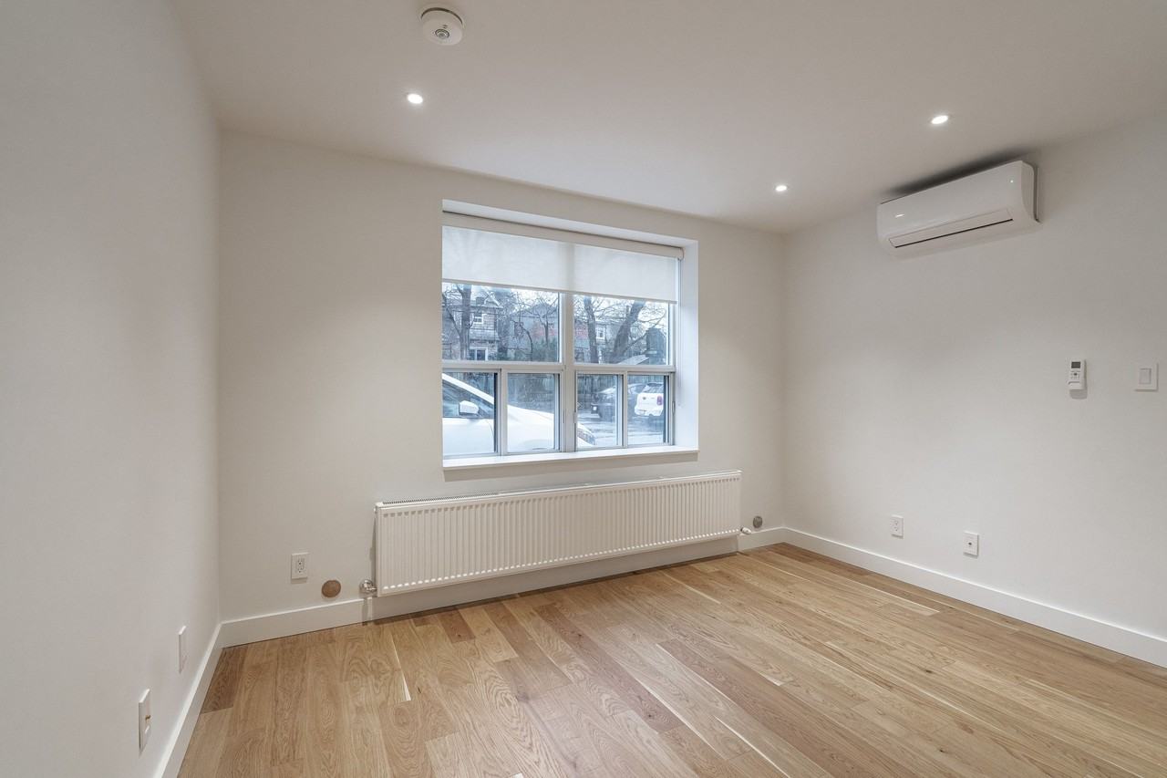 109 Indian Road - Photo 3 of 11