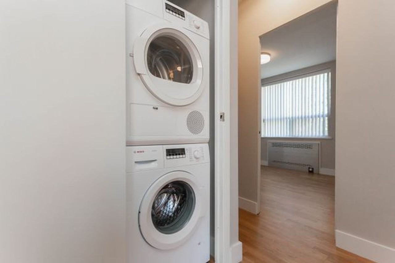 2400 Bathurst Street - Photo 5 of 9