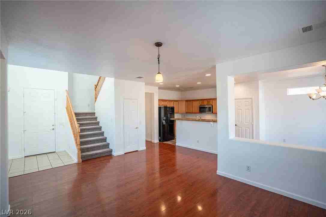 9068 Bold Venture Ct - Photo 2 of 20