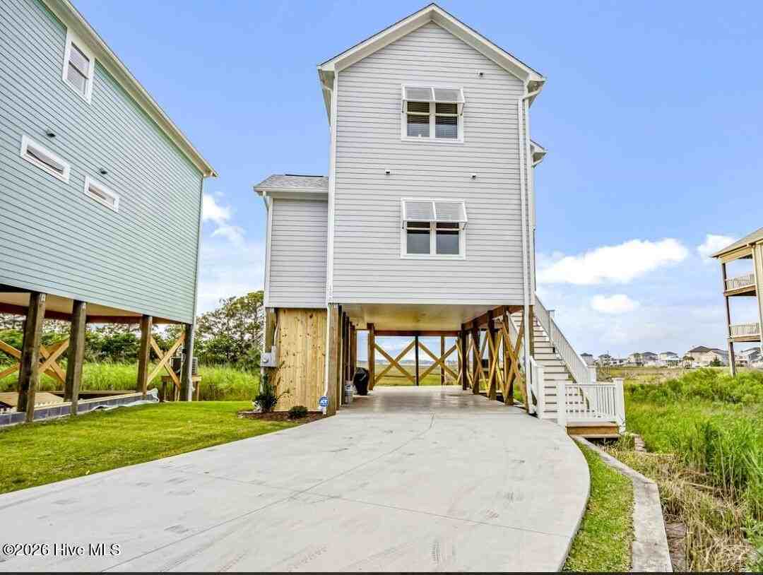100 Salt Marsh Way - Photo 7 of 39