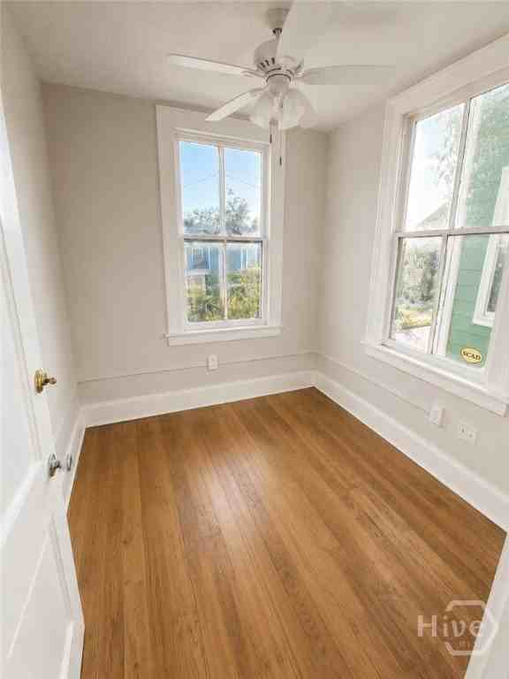 516 W 38th St #1-2 - Photo 7 of 10