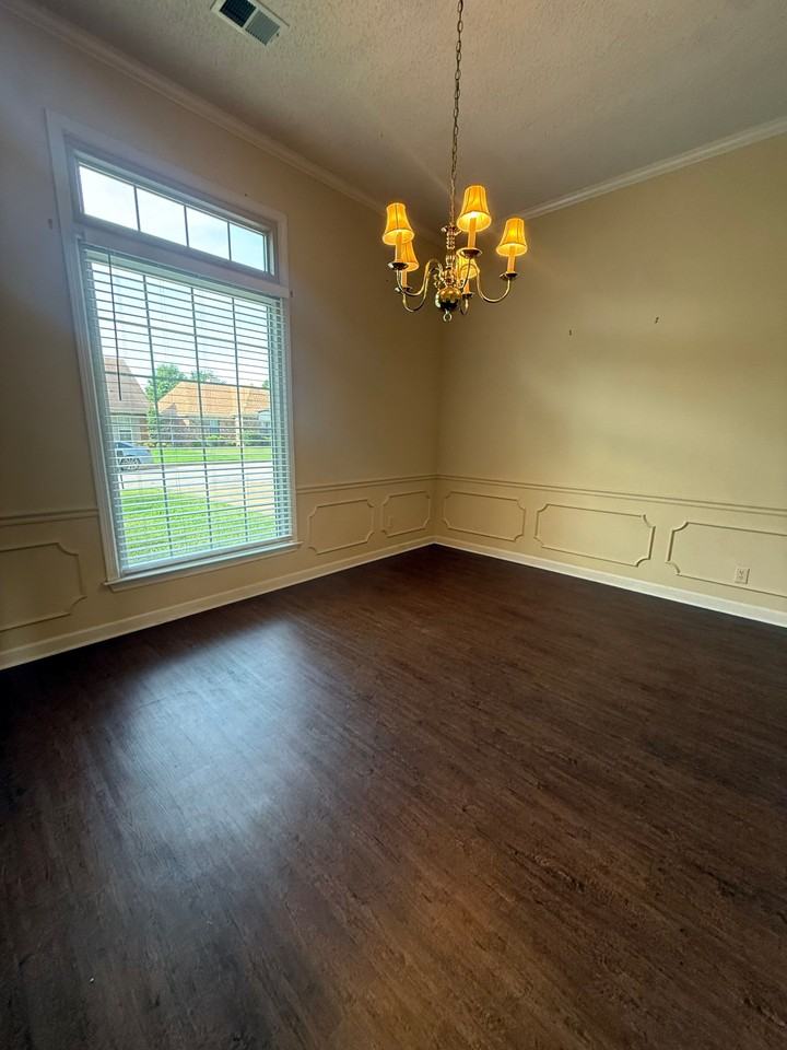 8142 Creekside Cir S #1 - Photo 6 of 40