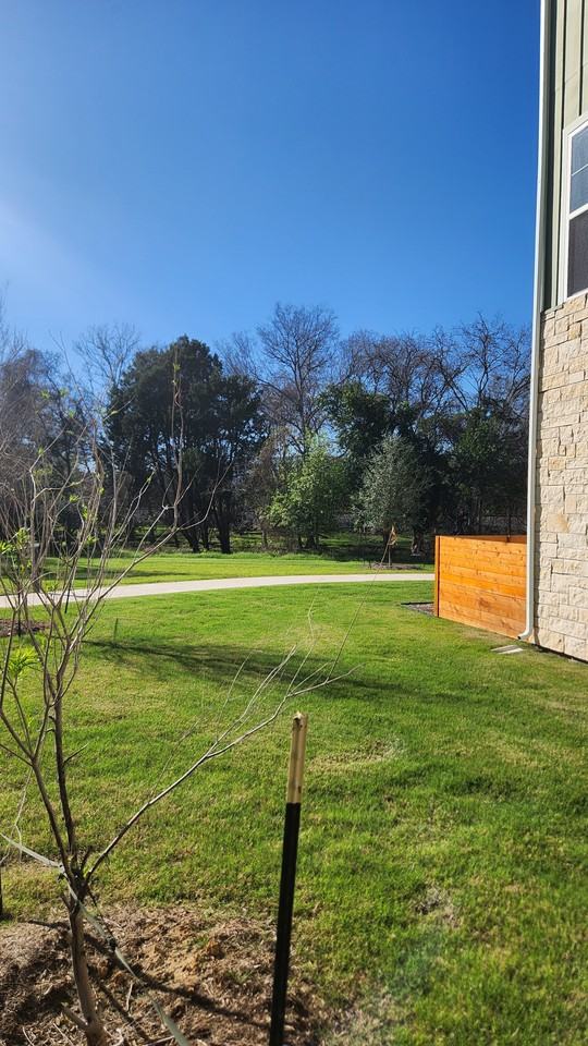 N Guenther Ave & Comal Creek Trail #4 - Photo 4 of 27