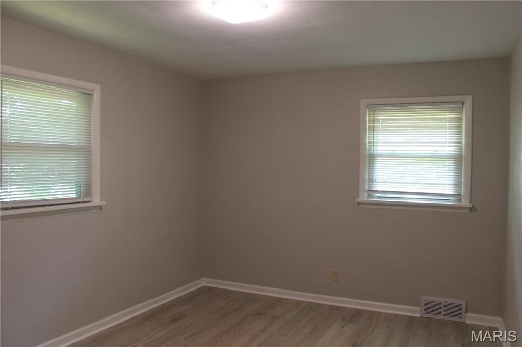 12170 Mckelvey Rd - Photo 6 of 11