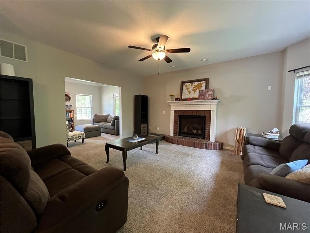 111 Knob Creek Ln - Photo 7 of 50