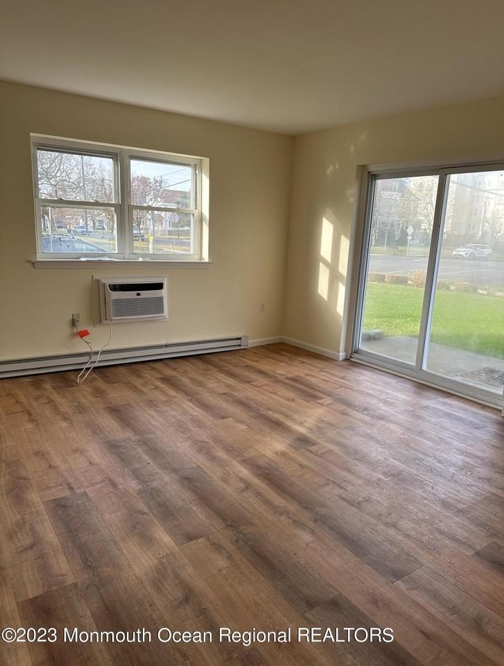 410 8th Ave #A2 - Photo 5 of 22