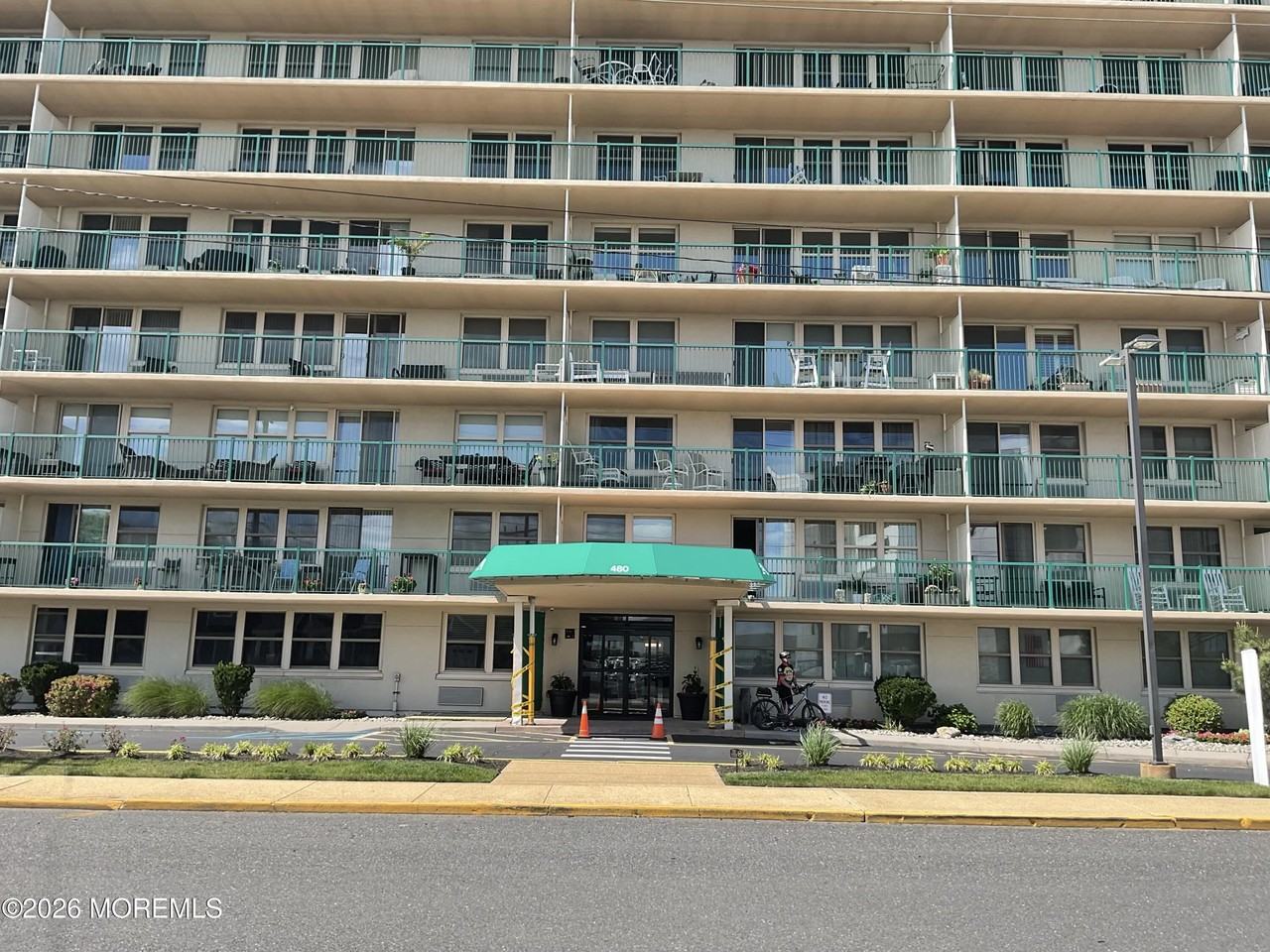 480 Ocean Ave #1F