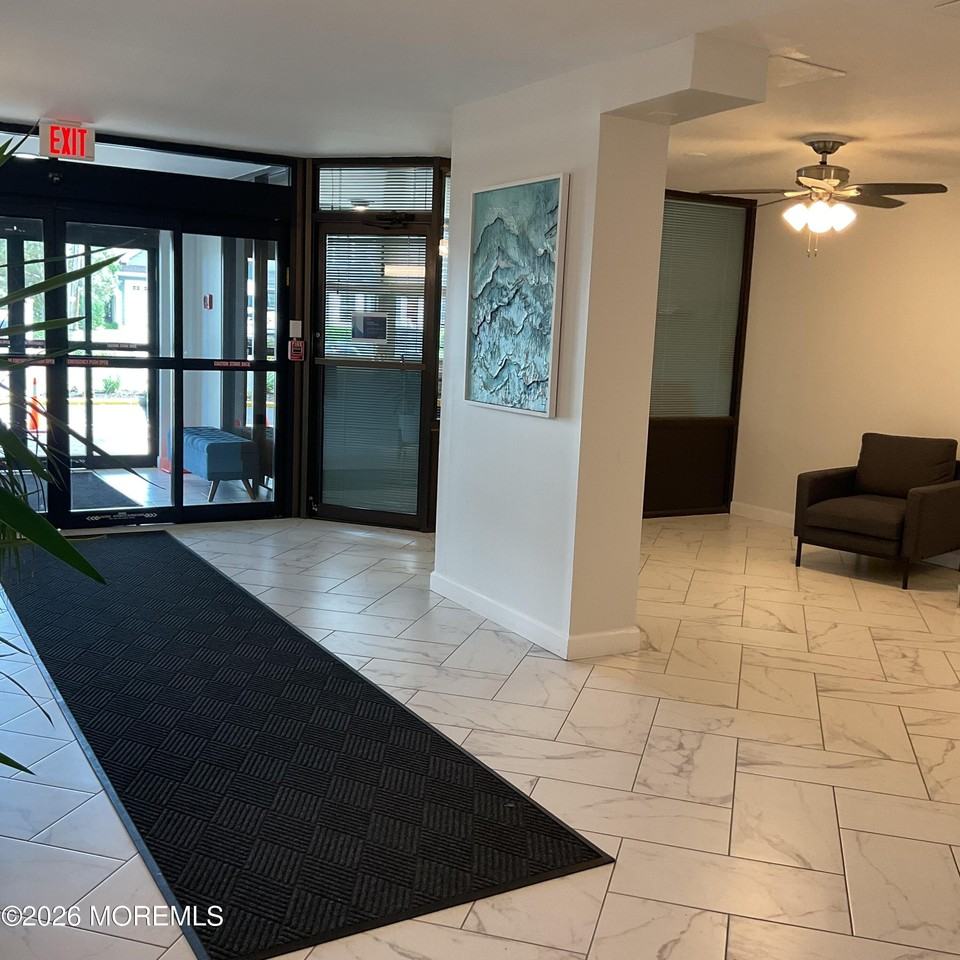 480 Ocean Ave #1F - Photo 4 of 27