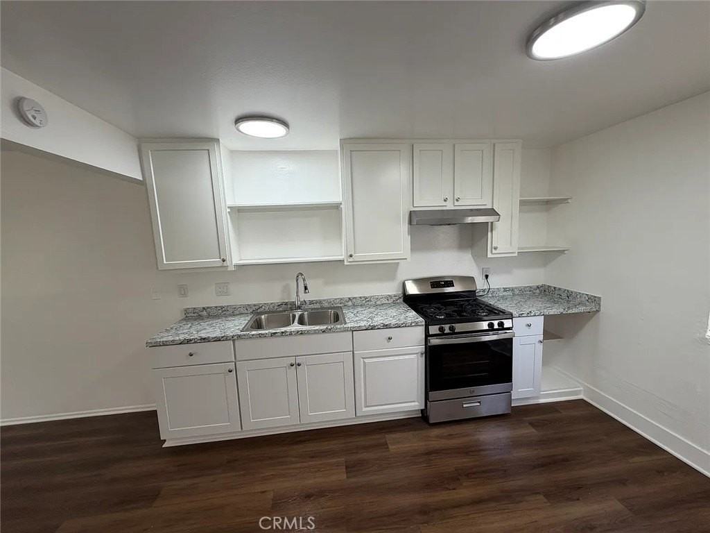 14505 Alburtis Ave - Photo 2 of 13