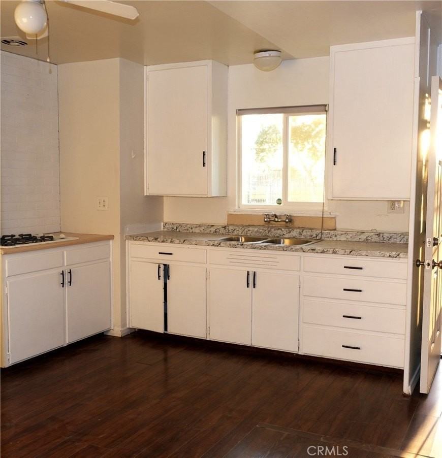 501 University Pl #3 - Photo 2 of 17