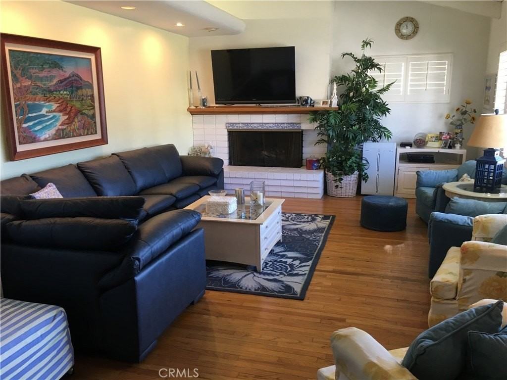 4781 Academy Pl - Photo 2 of 6