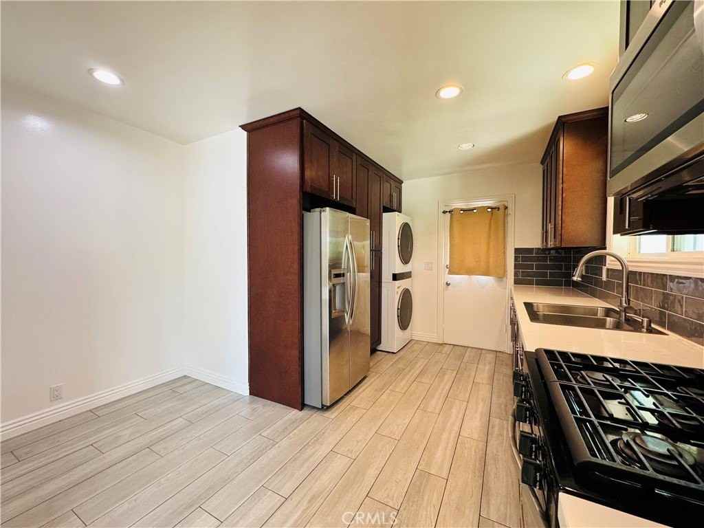 7515 Sunnybrae Ave - Photo 6 of 31