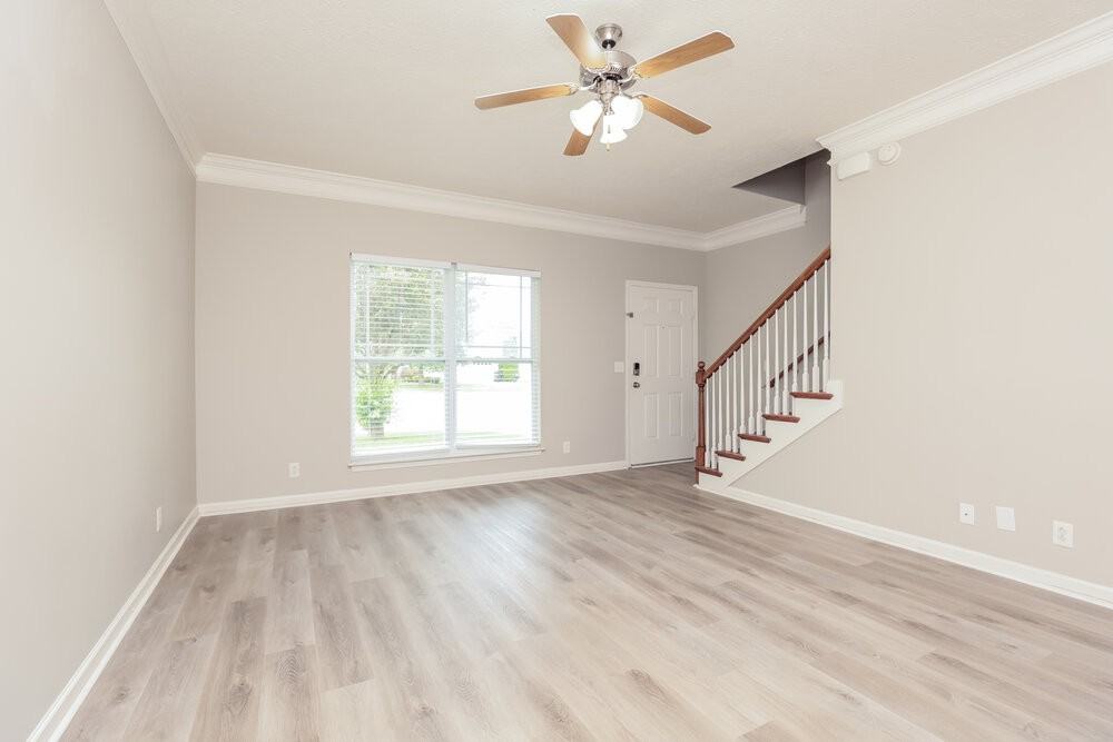 3314 Velvet Ct - Photo 5 of 17