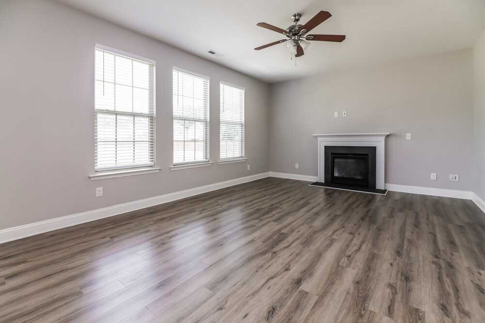 504 Willow Breeze Ct - Photo 4 of 17