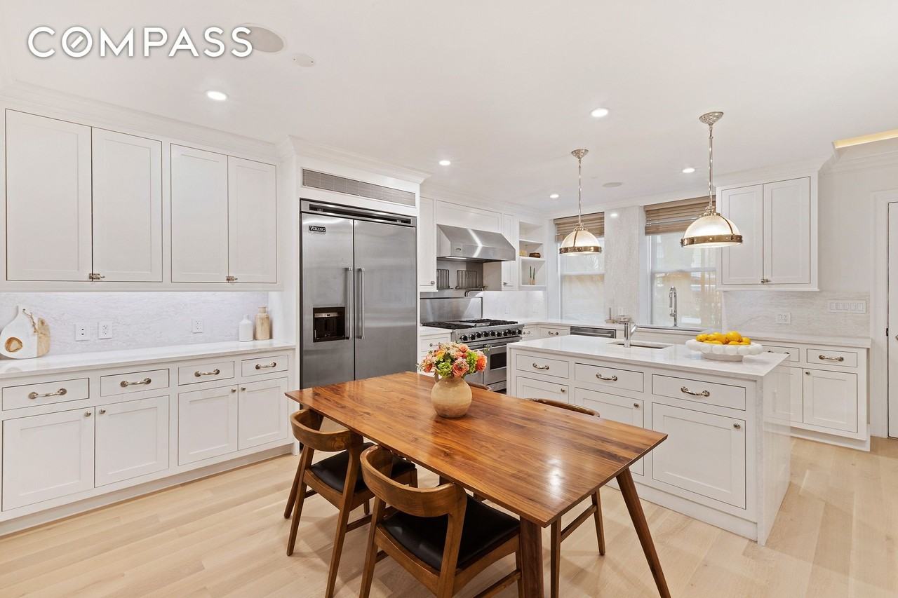 9 W 84th St #TH - Photo 5 of 24