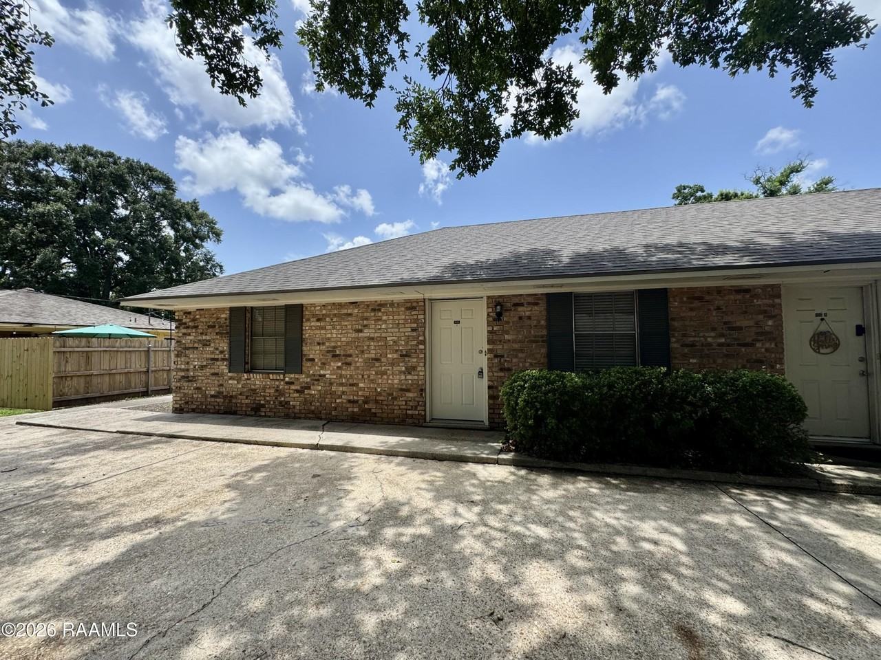 100 Charolais St #B - Photo 2 of 14