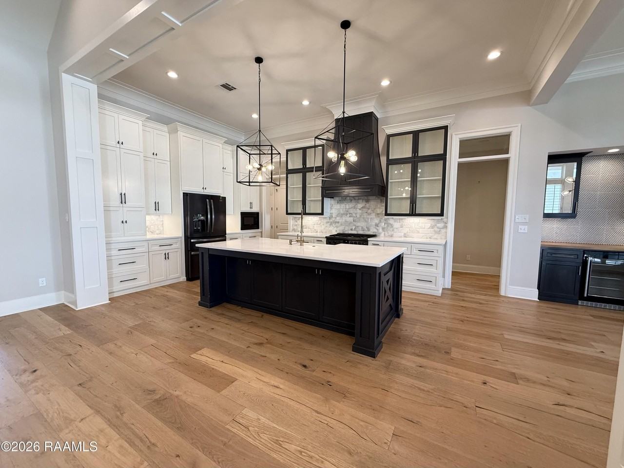 102 Orchard Park Ave - Photo 7 of 45