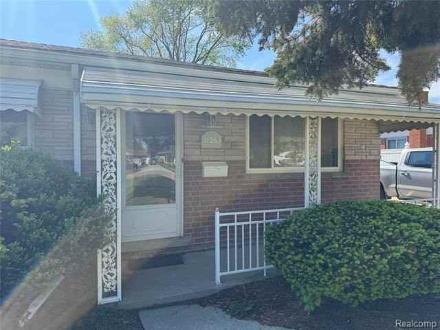 31263 Hayes Rd - Photo 6 of 31