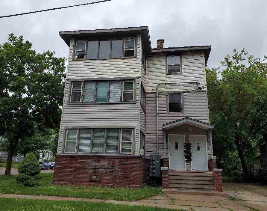 930 Emerald St #2A