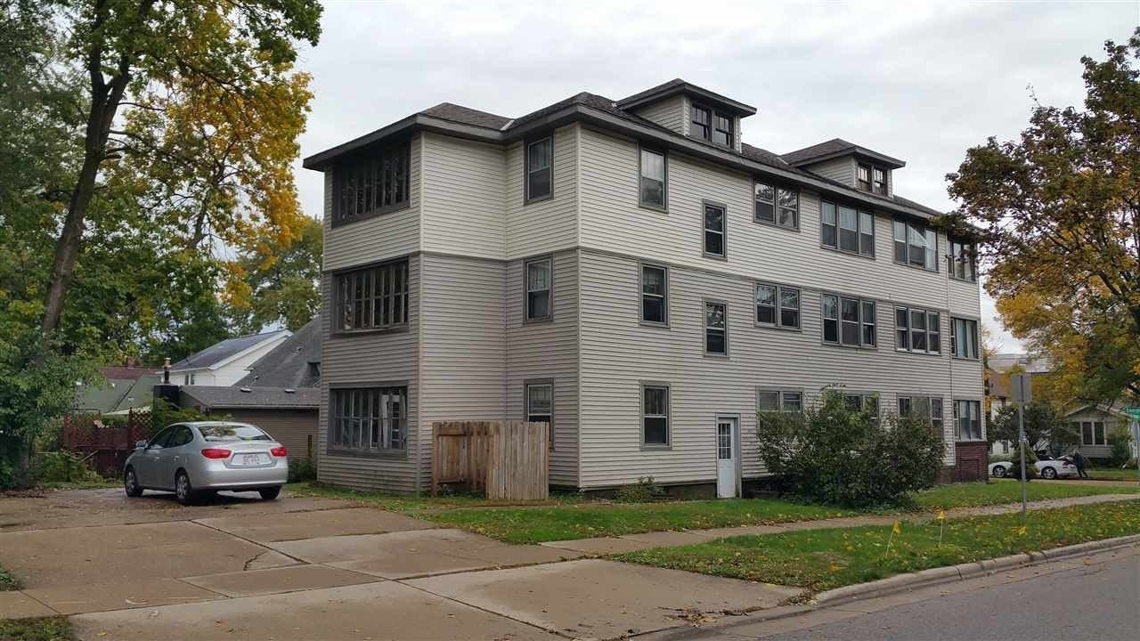 930 Emerald St #2A - Photo 2 of 25