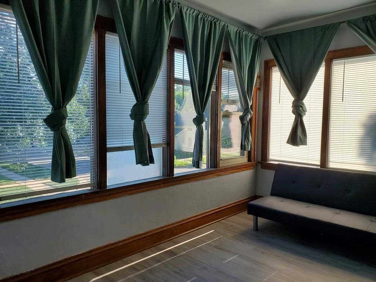 930 Emerald St #2A - Photo 6 of 25