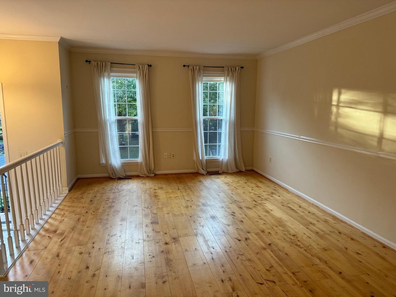 11035 Cedarwood Dr - Photo 5 of 32