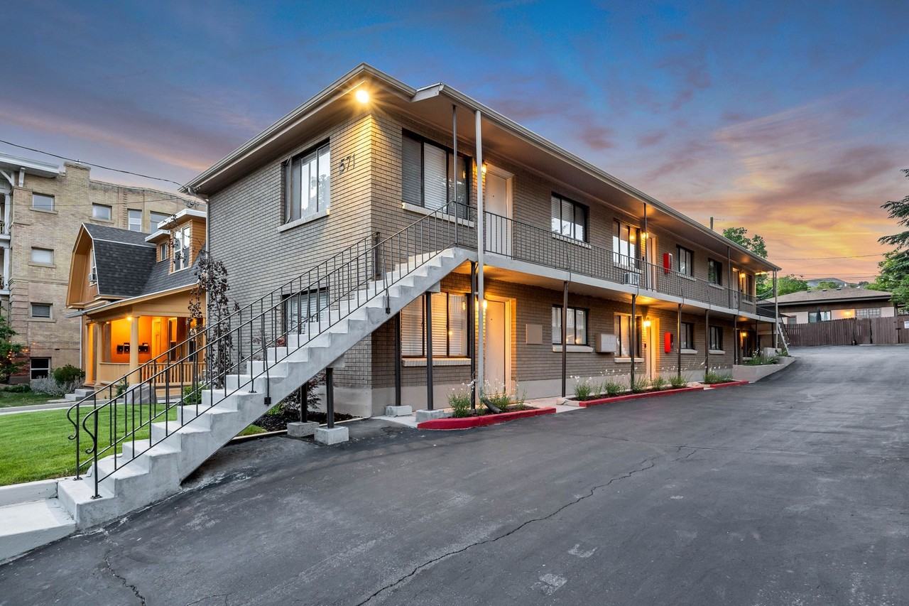 First Avenue Apartments - Photo 6 of 10