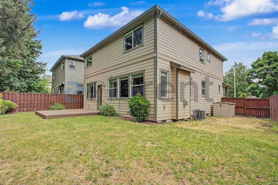 28623 Greenway Dr - Photo 5 of 28