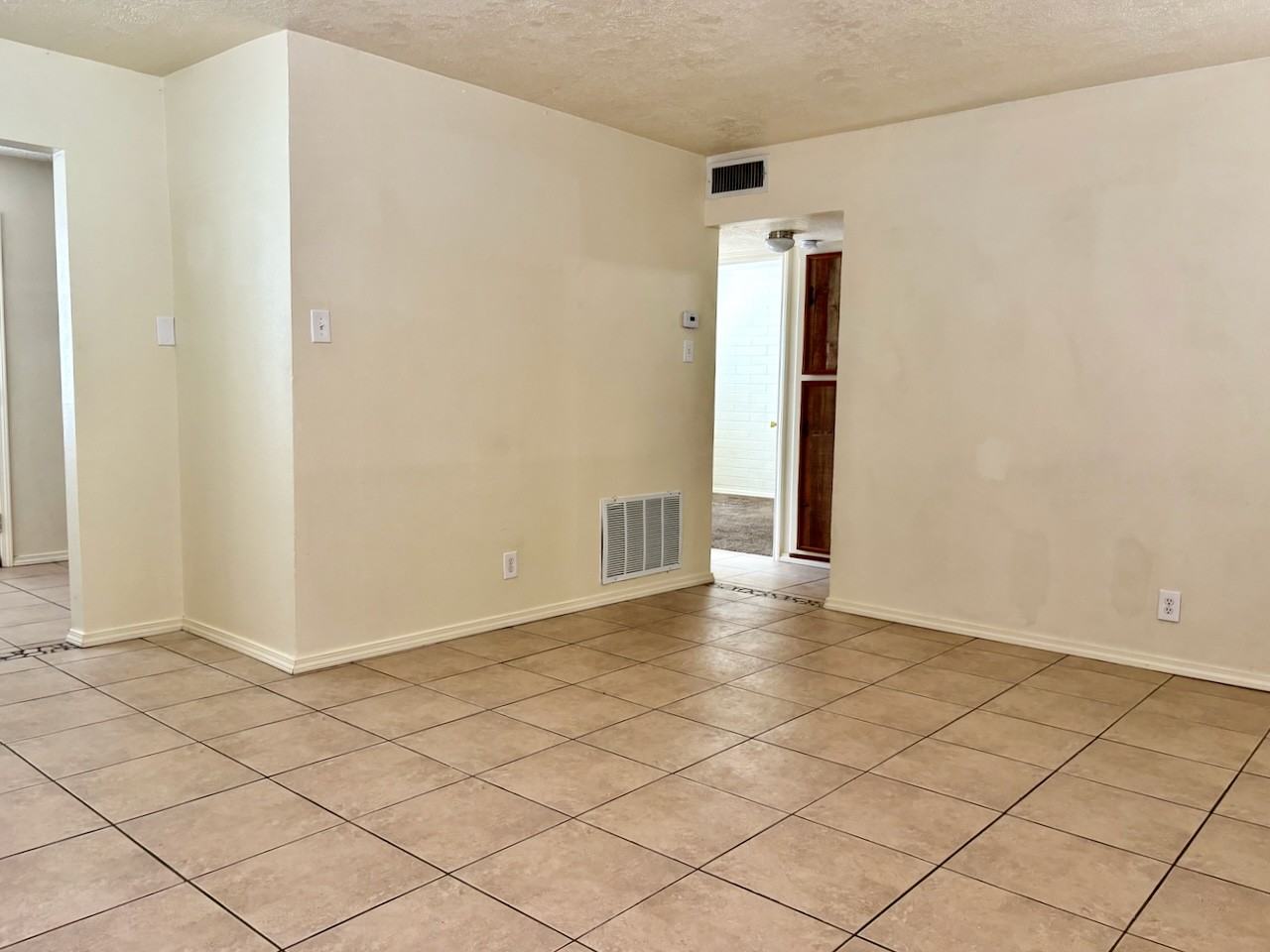 3525 Vail Ave SEUnit A #A - Photo 4 of 21