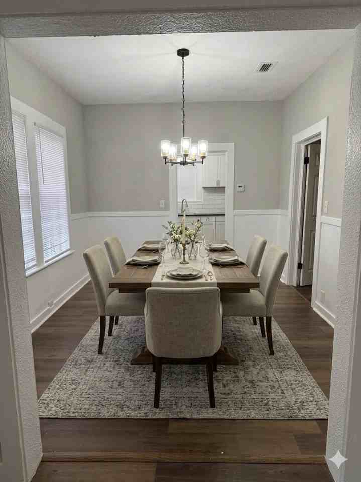 1459 W 23rd St - Photo 6 of 20