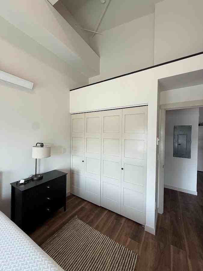4049 Tongass Ave - Photo 6 of 10