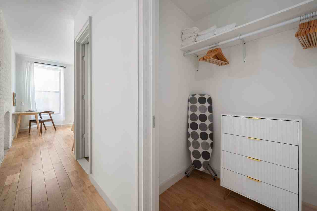 491 2nd Ave #1459955P - Photo 4 of 17
