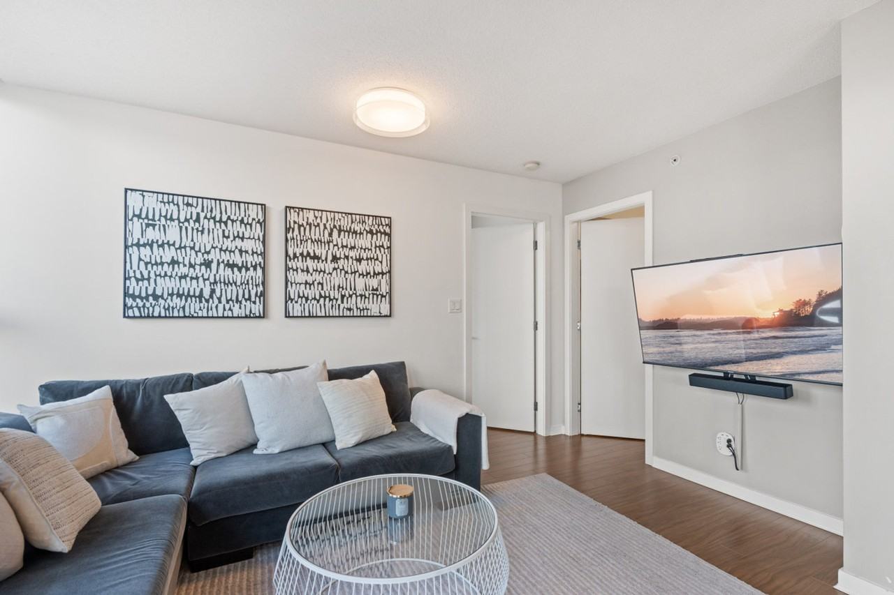 633 Abbott St #1516259P - Photo 7 of 24