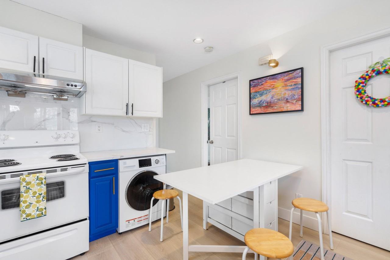 2741 East 16th Ave #1516060P - Photo 3 of 21