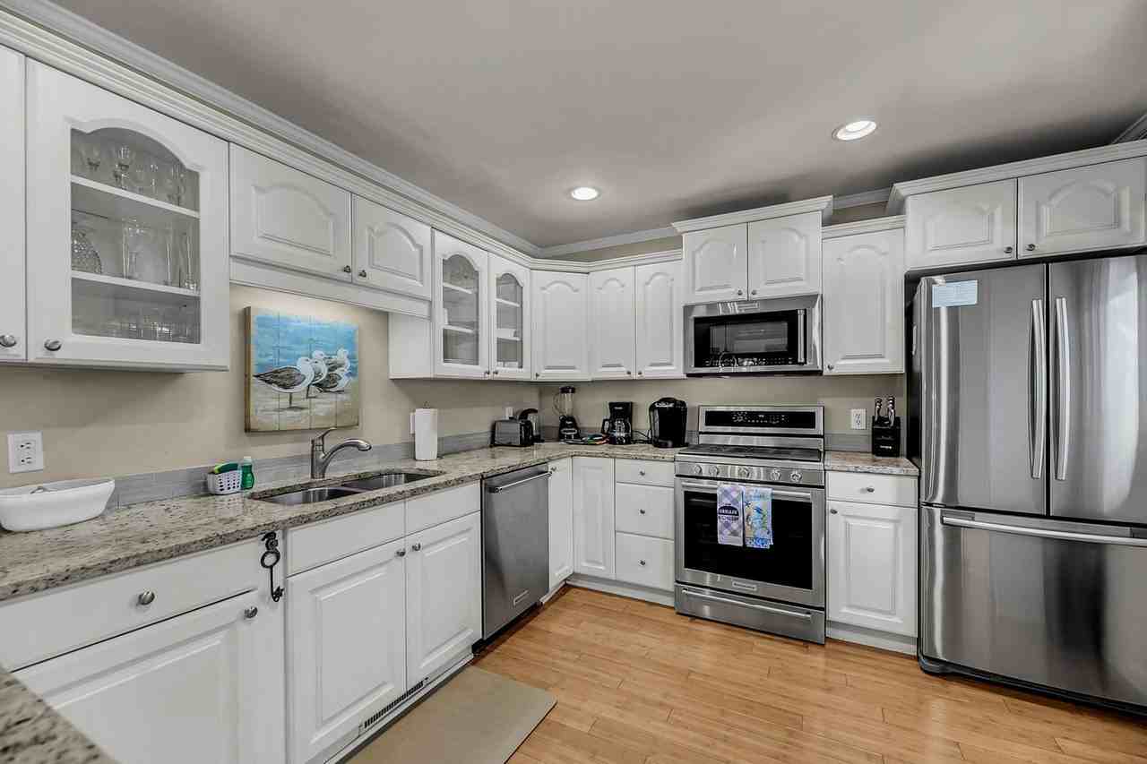 1161 Summerwind Ln #1541211P - Photo 4 of 28