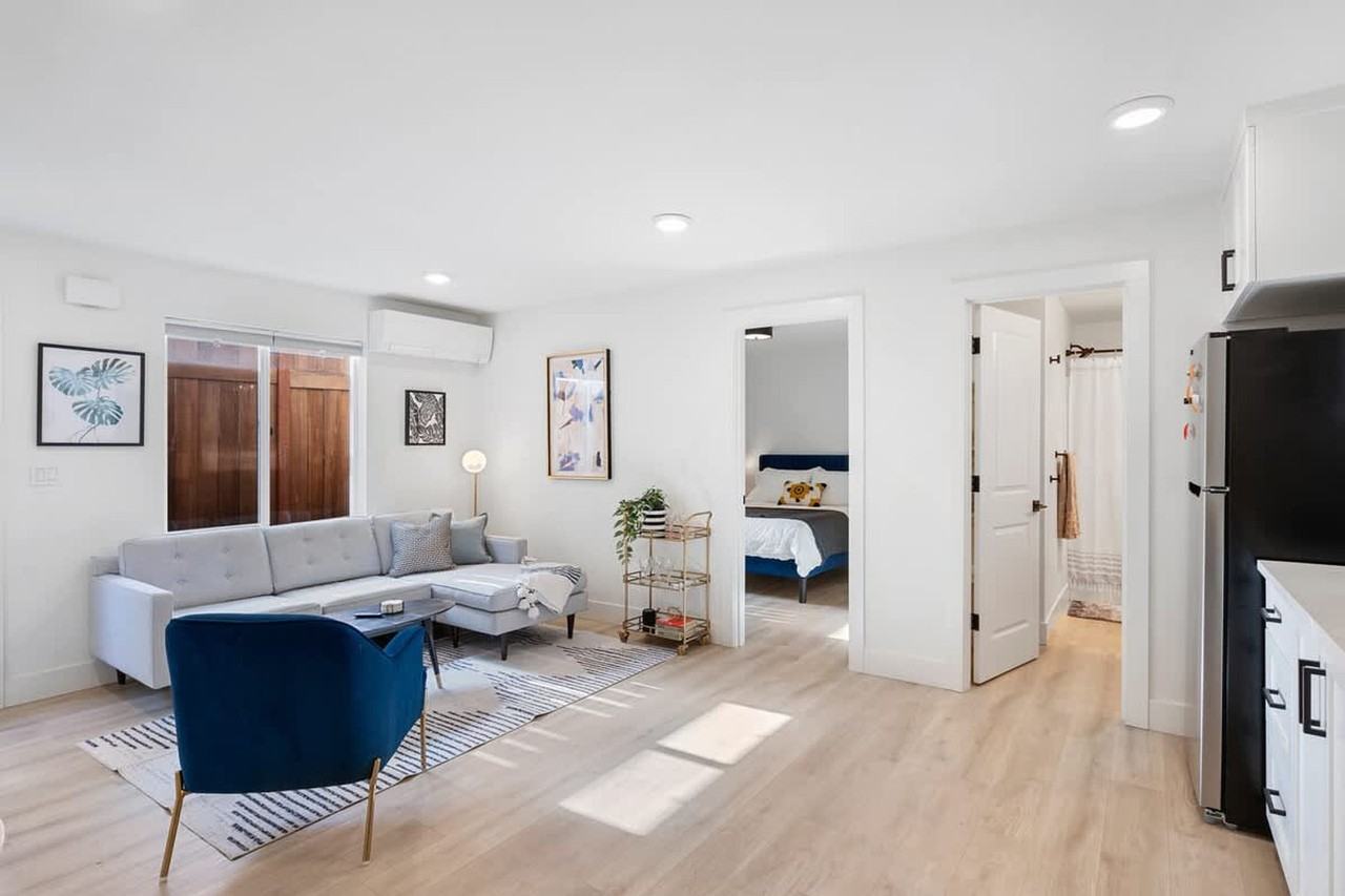 5255 Ne 15th Ave #1550284P - Photo 6 of 19