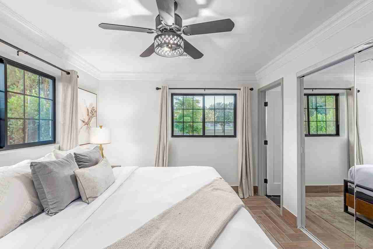 7712 E Osborn Rd #1558679P - Photo 4 of 32