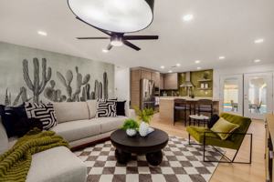featured image of 3419 N 63rd Pl