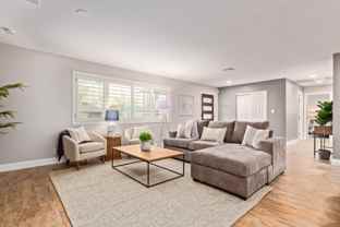8102 E Wilshire Dr - Photo 1 of 1