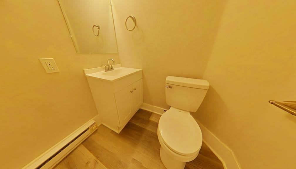 1715 S Main St - Photo 7 of 8
