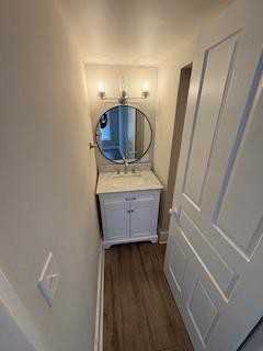 33 W Middle St ##202 - Photo 4 of 6