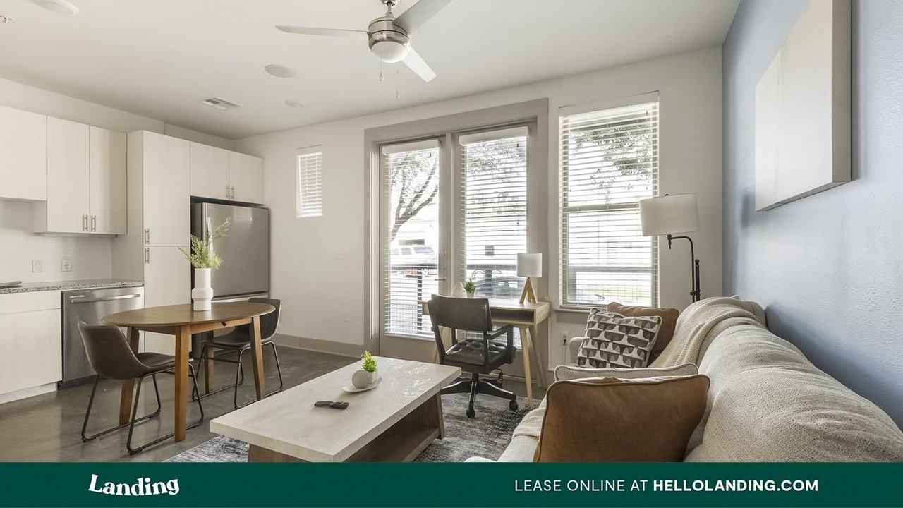 707 Seale St - Photo 3 of 50