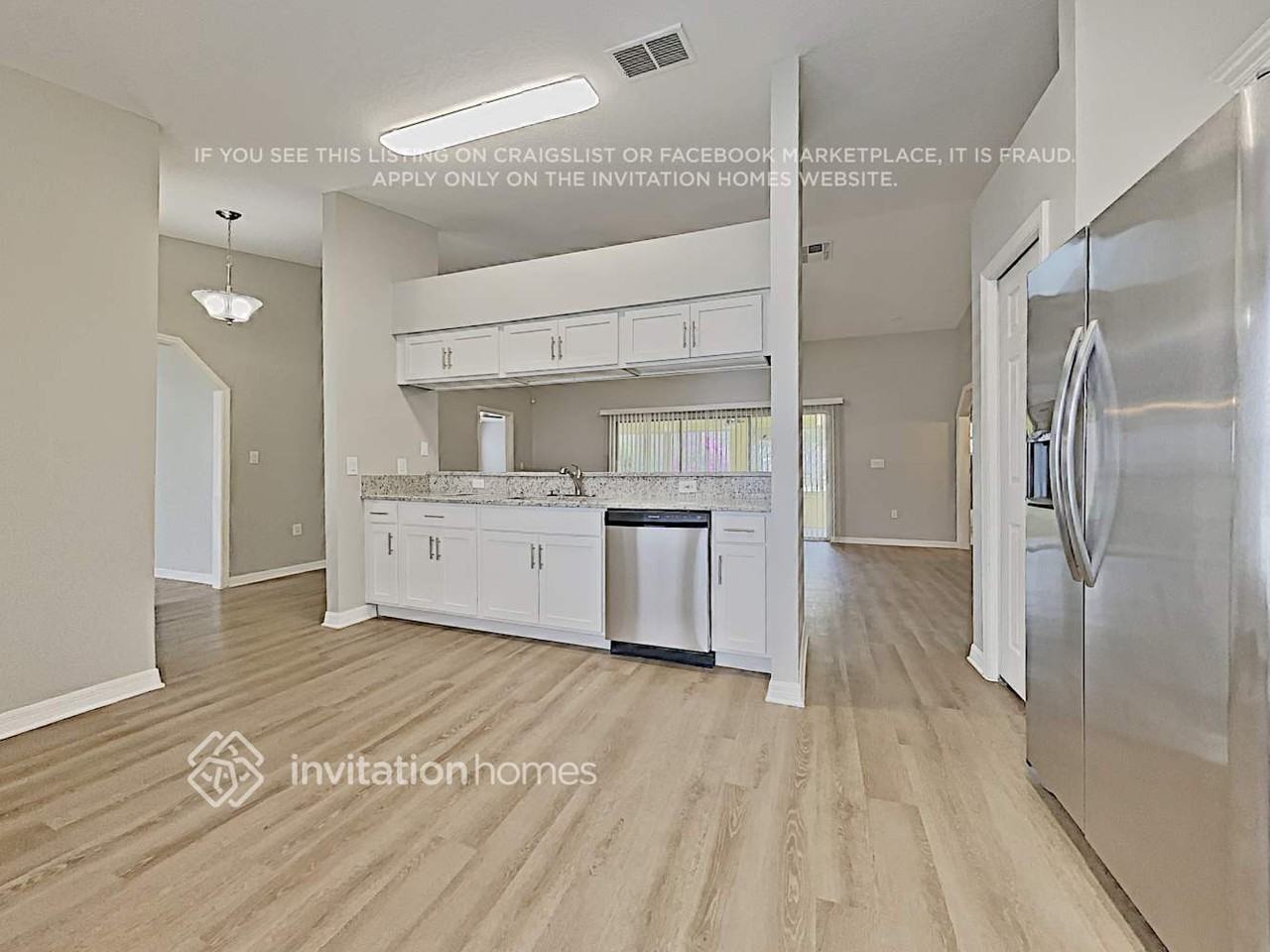 2451 Sweetwater Blvd - Photo 7 of 20