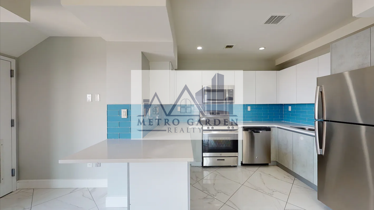 177-30 Wexford Terrace #806PH - Photo 4 of 16
