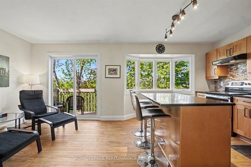 34 Huntview Private - Photo 4 of 33