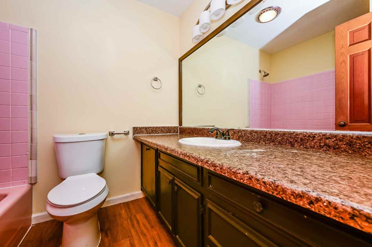 2595 Emerald Dr - Photo 7 of 12