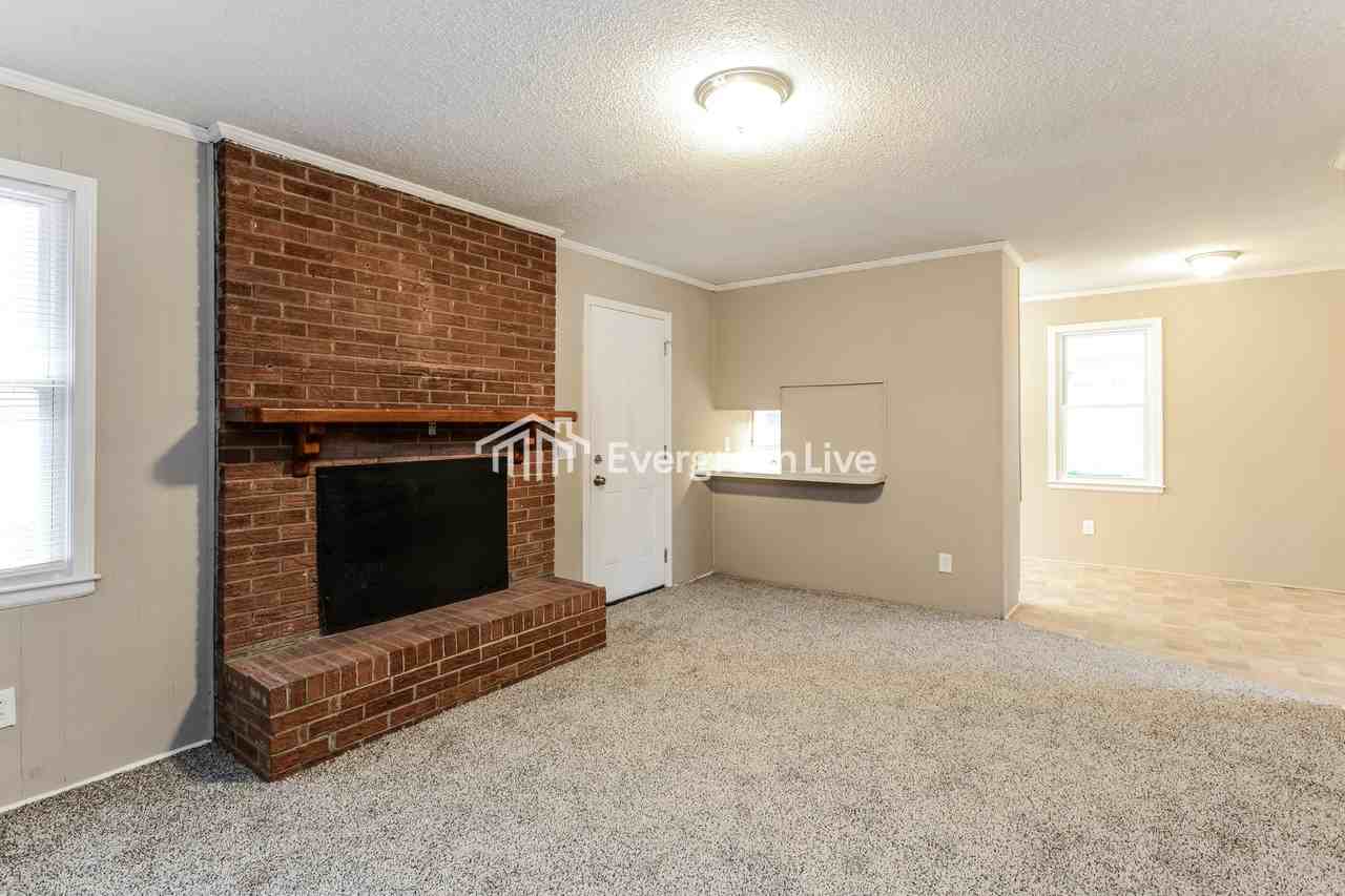 254 Chippewa Dr - Photo 3 of 15
