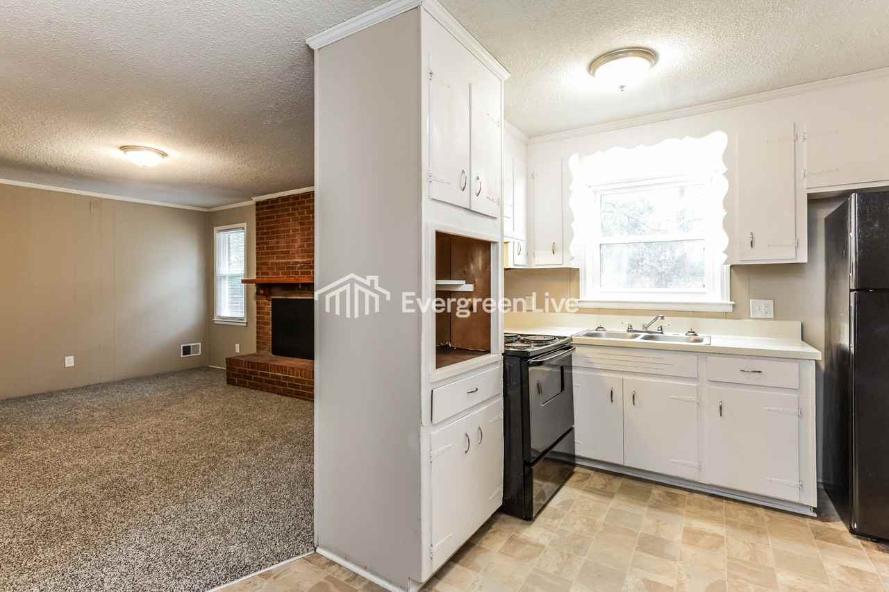254 Chippewa Dr - Photo 5 of 15